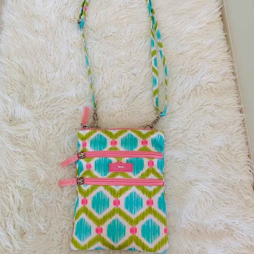 💕Scout Polly Crossbody Bag!💕
